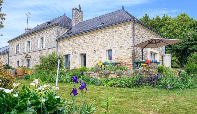 KER CASE A NOU - Belle Longère familiale à la campagne à 10 minutes de Vannes