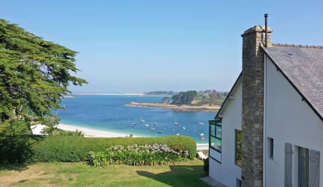 KER HUELLA - Superb sea views/private beach access