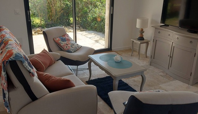 Ker Marin – Le Refuge Des Marées: terrace, garden & Wi-Fi