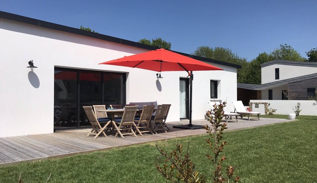 KER NANY * House 500 m from the beach and port