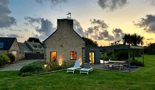 Ker Tornaod sea view fireplace and large garden 8p