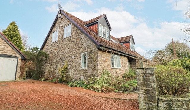 KERANGARTH, pet friendly, with open fire in Corbridge