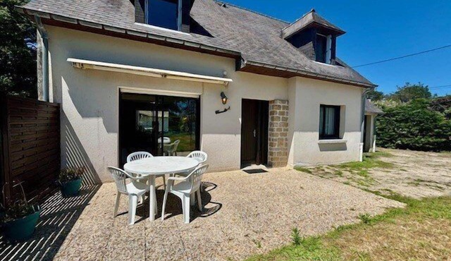 Kerhostin - 5 rooms house - 130m² - quiet area