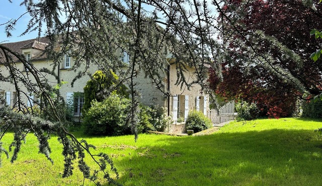 Kermajic, magic for young and old.