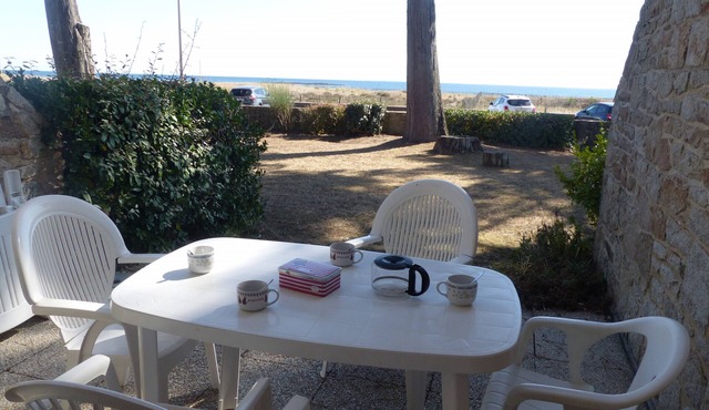 KERMARIO - Apartment with sea view, facing the beach, Carnac - D28