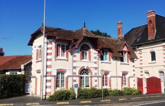 kerwatt - Grande et belle maison de ville avec jardin, proche centre et mer
