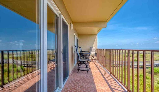 Ketch a Wave at Ketch Courtyard - Oceanfront, Perfect for Families