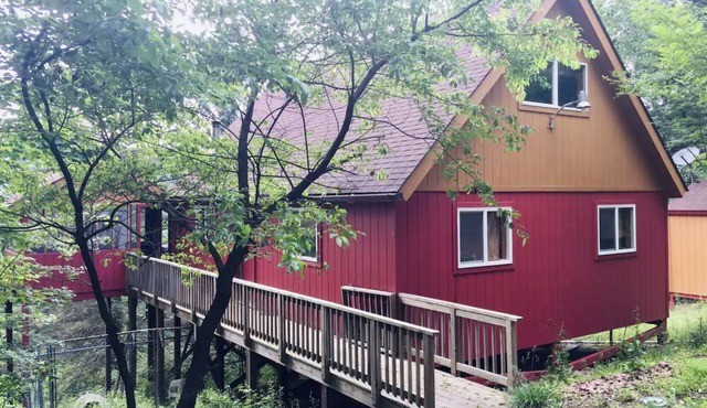 Ketchup and Mustard Mountain Chalet
