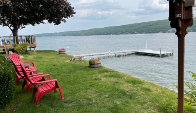 Keukation - A Beautiful Lakefront Home.