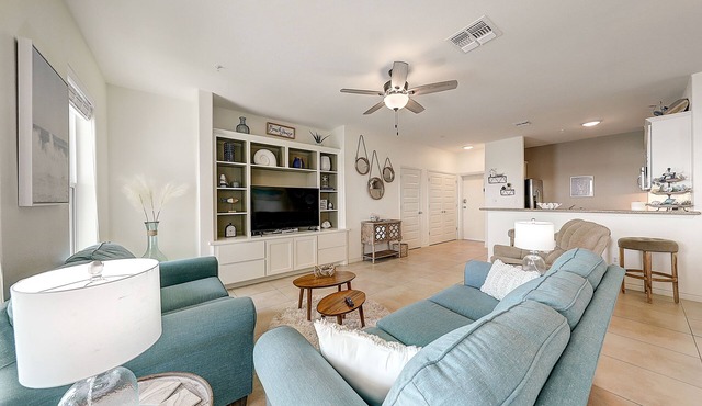 Key Allegro Island condo with bay views, central AC, W/D - snowbirds + dogs ok