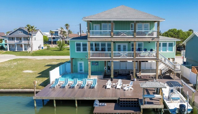 Key Allegro - Private Pool & Hot Tub - Elevator - Outdoor Kitchen - Icemaker