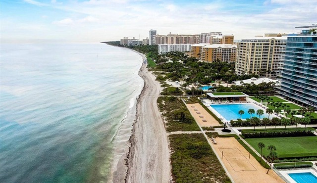 KEY BISCAYNE LUXURY RETREAT - FULLY REMOLEDED 3 BEDROOM 2,000 SF RESIDENCE