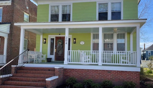 Key Lime Cottage - Your Beachside Retreat