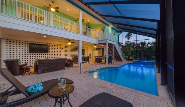 Key West appeal & gorgeous Sanibel River views& bicycles -Villa Calypso Tides- Roelens Vacations