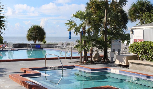 Key West Beachside Spacious Two Bedroom Condo in the Top Location on the Key