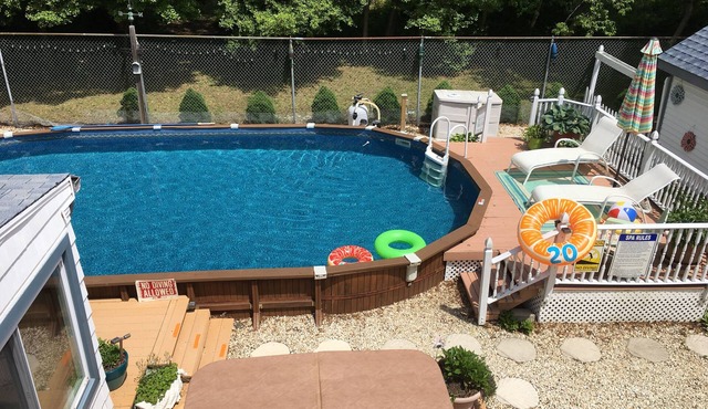 Key West in Cape May: Hot tub open year round! Dog friendly!