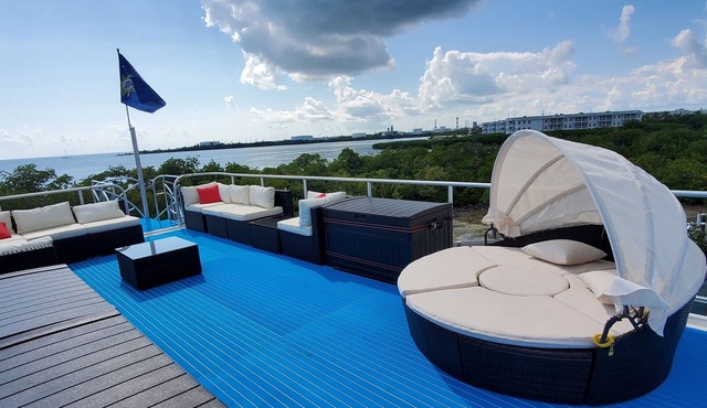 Key West Luxury Houseboat