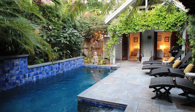 Key West Oasis, Seperate Cottage, Very Private Pool and Back Yard