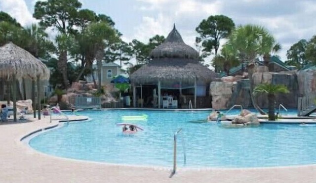 Key West style condo at Purple Parrot Resort-5 min from beach