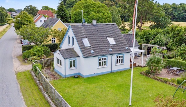 "Keyla" - 2.3km from the sea by Interhome