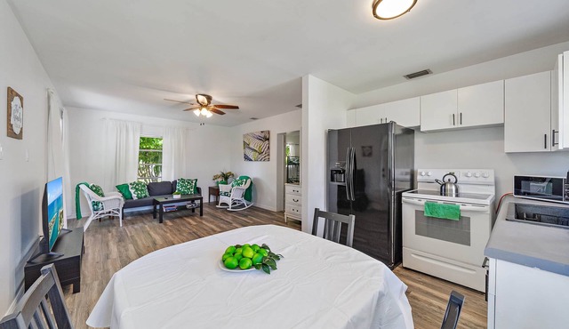 KeyLime Cottage - Beachy Getaway 3 Min. From Beach