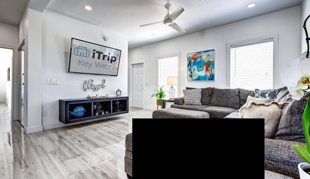 Keys Breeze: 3BR Ramrod Retreat w/Dockage, Atlantic & Gulf Access, Parking & Dog-Friendly Comfort