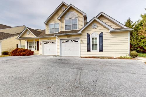 Keys of Marsh Harbor - 20335 Mallory Ct