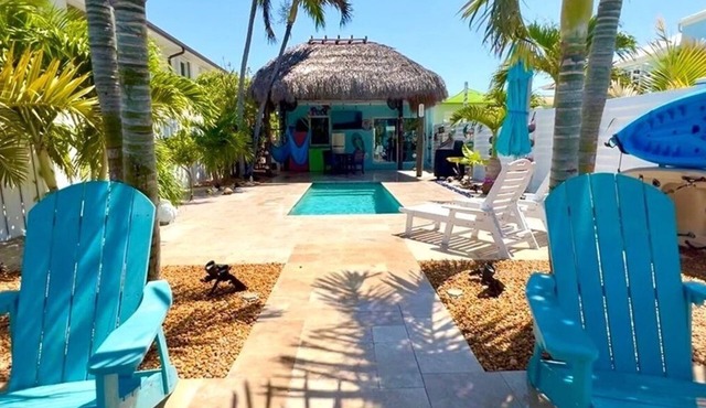 Keys Waterfront Tropical Retreat Tiki Private Heated Pool Dock 2BR