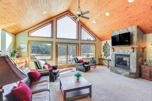 Keystone Cabin about 9 Mi to Mt Rushmore!