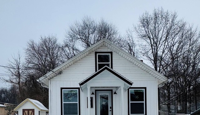 Keystone Cottage Lake View Family, Kid & Dog Friendly Fenced Yard