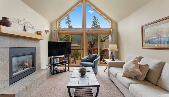 Keystone Townhome Between River Run & Mountain House & Close to Shops/Dining