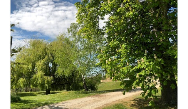 Khamsin Accommodation in beautiful property with swimming pool