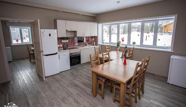 Khizhina Dyadi Sashi