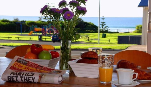 Kiama Aspect on Jones Beach - 100 metres to the beach - 3 Bedrooms - 2 Bathrooms