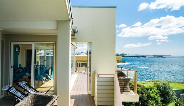 Kiama Dream – Absolute Waterfront | Panoramic Ocean Views | Large Groups