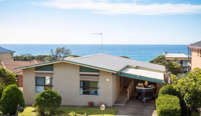 Kianga Parade Beach House