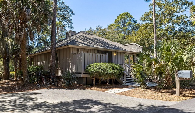 Kiawah Island - West Beach - Greenslake Cottages - Bathrooms remodeled in 2025