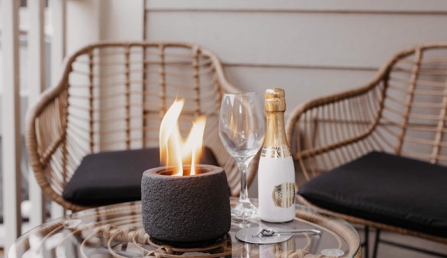 Kick back and relax in this calm, stylish space. The Battery-Truist Park