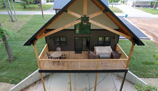 Kickback Cabin at Kentucky Lake