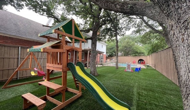Kid-Friendly Backyard, Pool & Game Room – Ideal for Families & Lg Grp - Slps 15