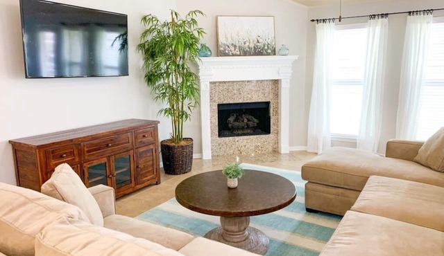 Kid-Friendly Beautiful Home in Conroe/The Woodlands