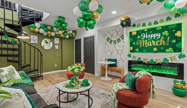 Kid Friendly Old City 2BR | Near Independence Hall