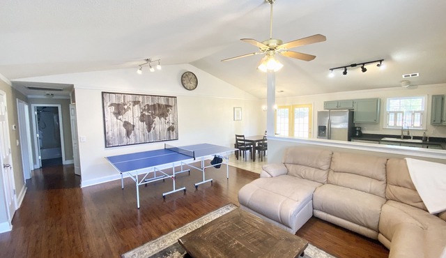 Kid friendly with playset and pingpong! Central and safe location!
