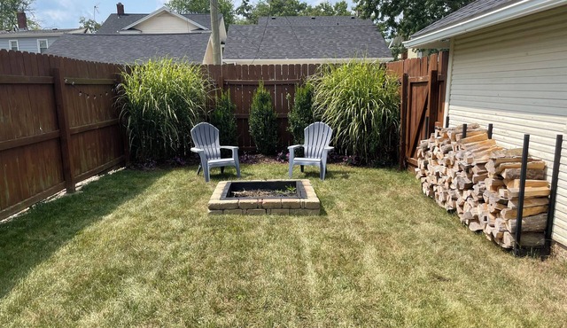 Kid + Pet Friendly Home w/Long Stay Discount!