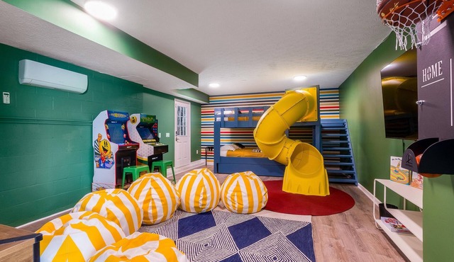 KidFav, Parent-Loved, MiniGolf,HotTub,FirePit,Pets