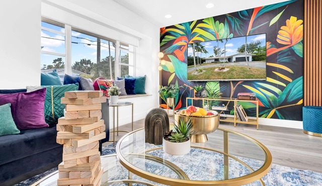 [Kids Favourite] World Cup Lakefront Hub | 5BR | Heated Pool & Fire Table