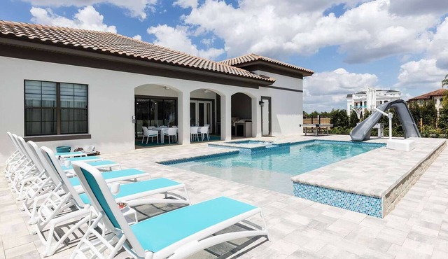 Kids own play area/Amazing themed bedrooms/Extra large pool/10 mins WDW/1 LEVEL