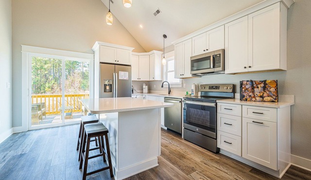 KIL9100 Kilmarlic Player Cottage. Golf Resort, Community Pool & Fitness