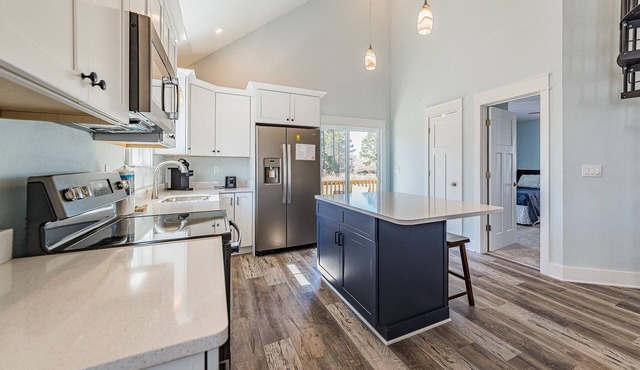 KIL9102 Kilmarlic Caddy Shack Cottage. Golf/Community Pool /Fitness