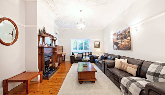 Kilbirnie - Grand Heritage Stay Close to CBD